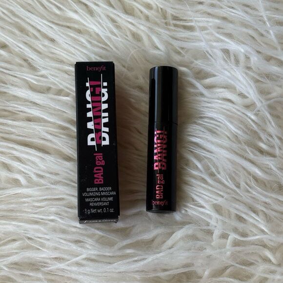 Benefit Cosmetics BADgal BANG! Volumizing Mascara
Intense Pitch Black - Picture 1 of 7